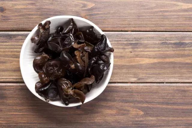 食物黏液好處多，常吃這5種能潤腸、抗衰、調養免疫力！