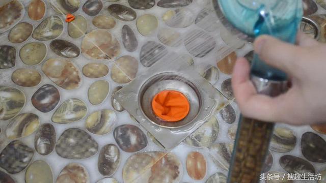 下水道返味不用愁！一個氣球就能輕鬆搞定，解決了家家戶戶的困擾！ 