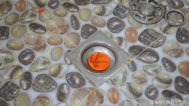 下水道返味不用愁！一個氣球就能輕鬆搞定，解決了家家戶戶的困擾！ 