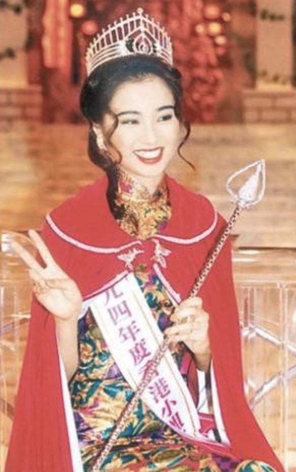 港姐冠軍譚小環戲癮難耐重回大熒幕，坦言後來賣魚蛋並非苦於生計
