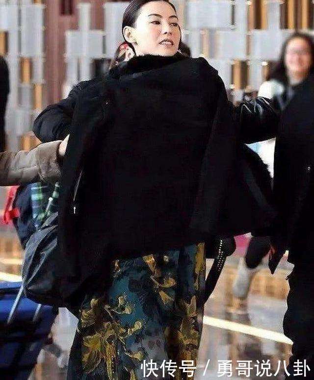 張柏芝近照一曝光, 網友炸開鍋了: 這下謝霆鋒該後悔了!
