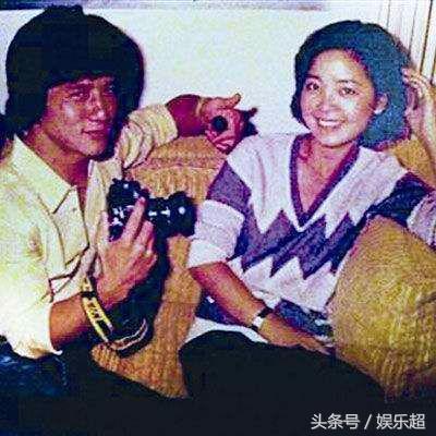 63歲米雪與53歲雪梨對比，一對痴情姐妹花，卻都被渣男坑慘了！