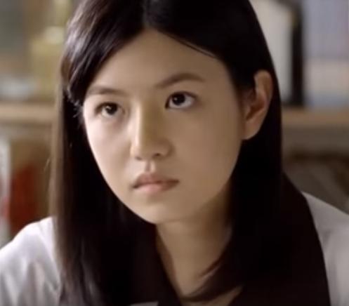 新手媽媽陳妍希從「小籠包」逆襲轉變，新打扮「古典美人」美得讓人看傻眼！粉絲：我的女神回來了！ 