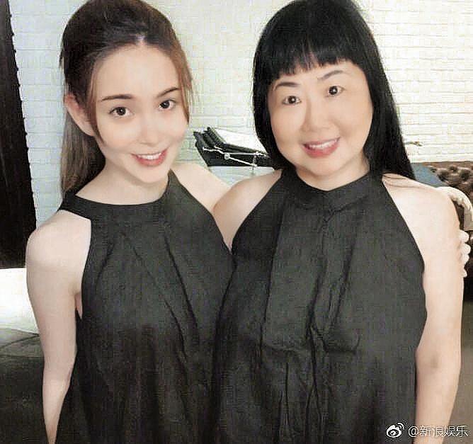 婆婆想把「周傑倫50億家產」交給昆凌！沒想到竟遭到力阻....她直誇：「昆凌媽很不簡單！」 