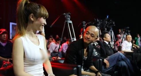 盤點那些賊眉鼠眼偷瞄女星，被稱是老司機的10大男星！ 