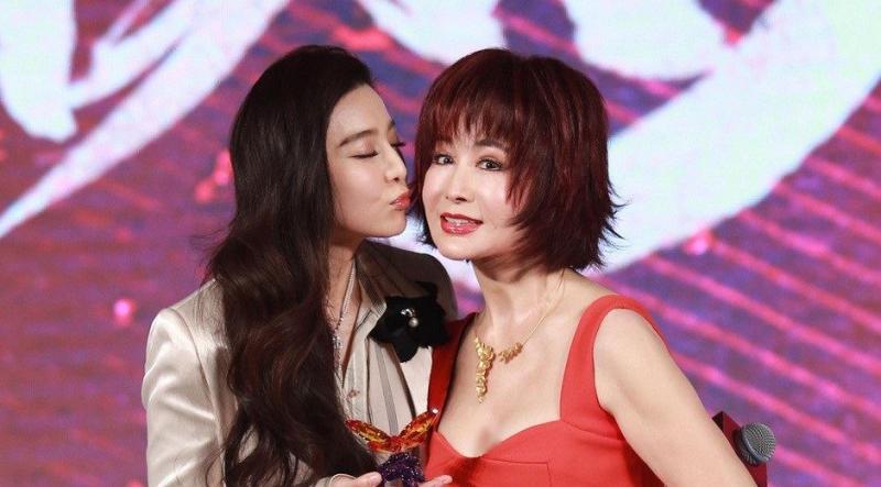 為情所傷誓言終身不嫁，71歲長著21歲的臉，范冰冰都羨慕嫉妒恨！ 