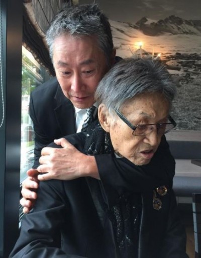丁文琪廁所外等林宥嘉 被問...臉上三條線  