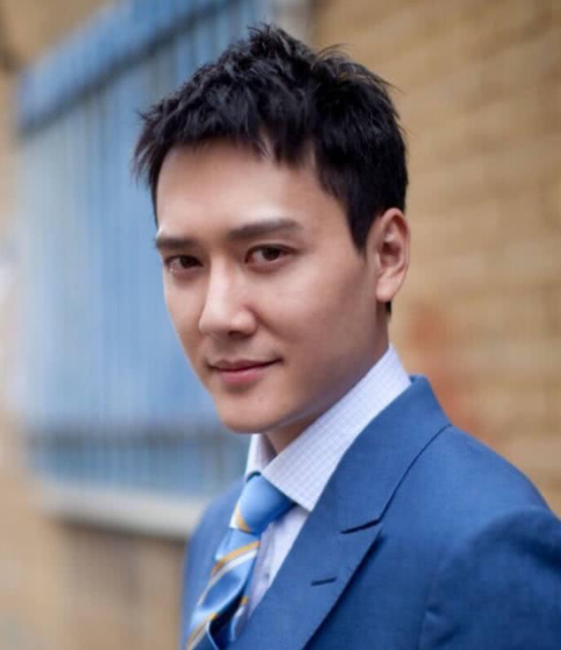混不好就得回家繼承家產的6位男星，個個都是豪門，陳楚河回家了! 