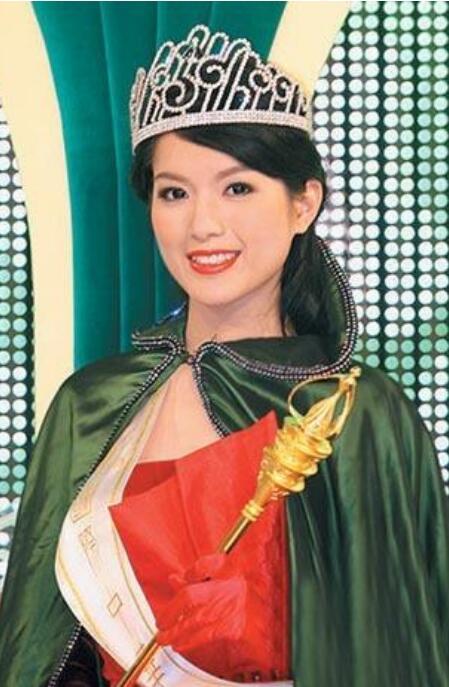 看到TVB前女神苟芸慧變瘦變美又快要嫁人，發自內心地替她高興啊