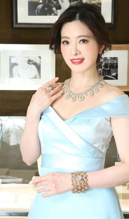 42歲劉真驚爆「憂鬱症纏身」出現禿頭！嫁辛龍2年她淚喊：「我怎麼那麼慘....」粉絲超心疼！