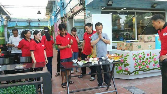 知情人爆料張韶涵清白：親媽並非生活落魄，家人就是想坑她？網友：放過自己女兒吧! 