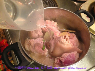 【酒樓飯店】花椒冰糖炆鹹豬手--- 做法簡單！ 
