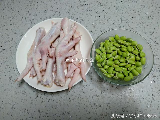 雞爪和這食材一起真是太好吃了，一星期准做一次，每次都啃精光！