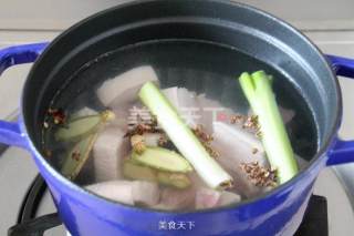 無油紅燒肉的做法【無油紅燒肉】菜譜 