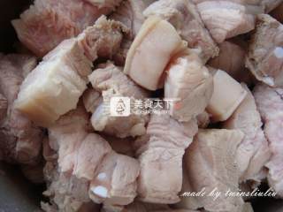 內附製作教程：紅燒肉的做法菜譜 !