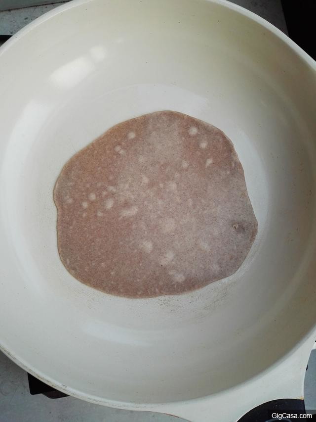 廚藝烹飪 :不粘鍋 褐麥粉薄餅 