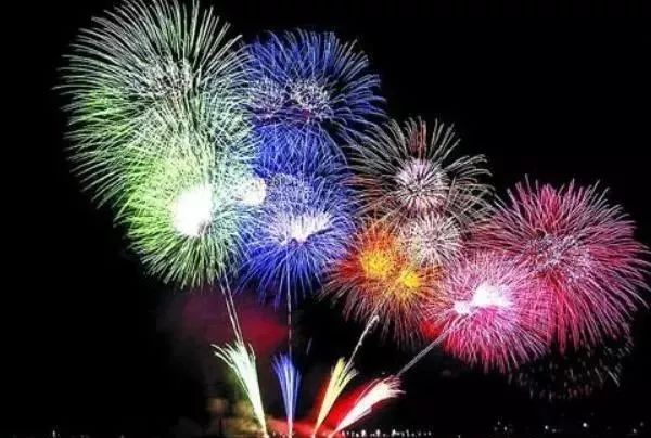 4場煙火，哪場煙火最絢爛？測試你未來會有多幸福  