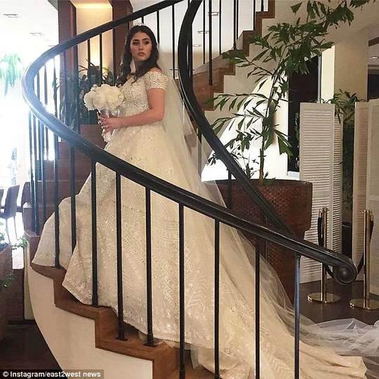 炫富極致！俄羅斯18歲地產千金辦千萬婚禮 婚紗140萬食物299萬