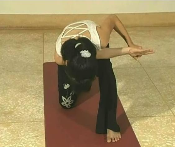 老師傅傳授「五十肩舒緩7動作」，每天不到半小時，整個肩膀好輕鬆