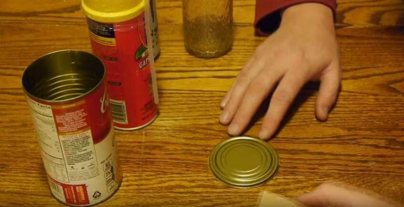 【影片】 用玻璃碗壓住罐頭　一拿出來「超實用神器」好想擁有 