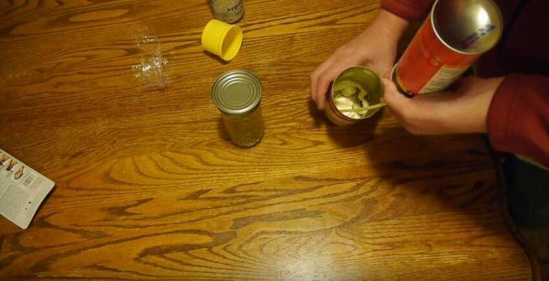 【影片】 用玻璃碗壓住罐頭　一拿出來「超實用神器」好想擁有 