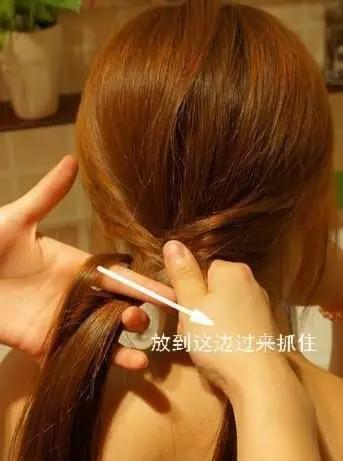 夏天女孩子就要這樣紮頭髮！好看又涼爽！18款紮頭髮的方法，太漂亮了！趕緊收藏學習吧~ 