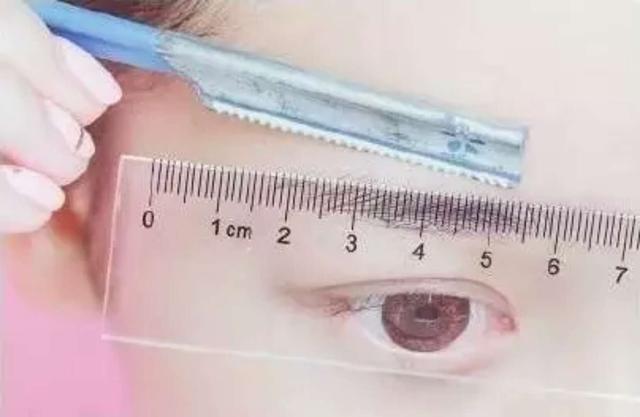 新手小白畫眉毛教程：眉毛畫對了秒變女神！又自然又清新！ 