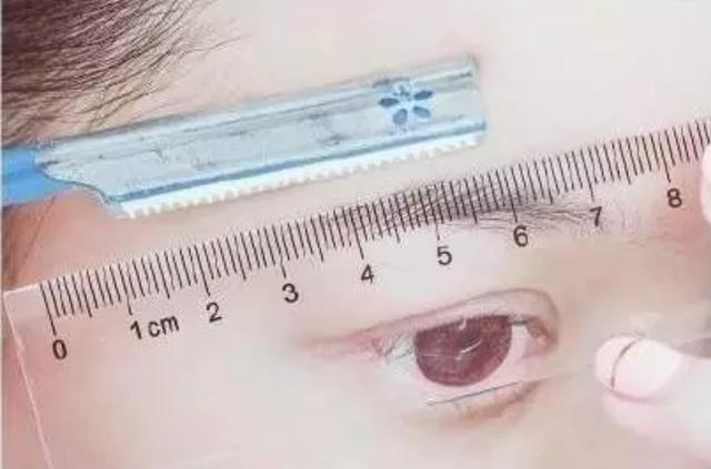 新手小白畫眉毛教程：眉毛畫對了秒變女神！又自然又清新！ 