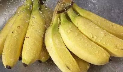 買的香蕉吃不完？這麼儲存，怎麼放都跟新買的一樣，不發黑也不發軟！ 