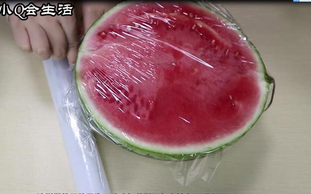 西瓜隔夜就壞了？教你一個土方法，這樣放3天都還很新鮮，一點都不變質！ 