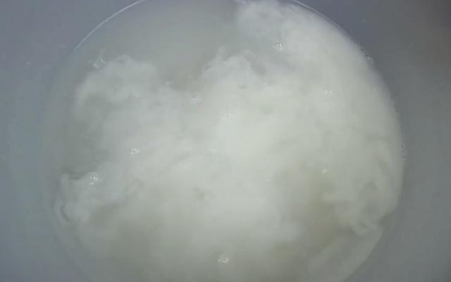 手部粗糙難看？教你一個小方法，7天後手能像嬰兒般白皙滑嫩！ 