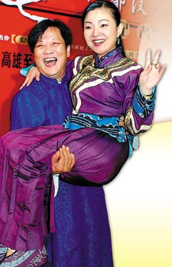 倪敏然12年前爆出外遇後上吊身亡！如今談到亡夫「當年外遇夏禕」，遺孀李麗華終於說出.... 