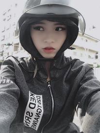 騎車妹被肉搜…酸民狂批評！她貼上空照反擊「酸民十大特徵」網推爆：高EQ！ 