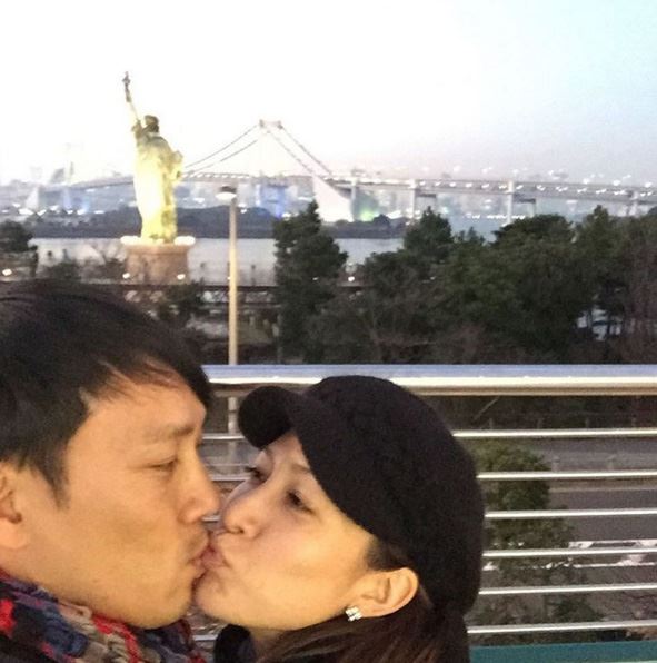 44歲艾力克斯深情告白：「我還是好愛這女孩！」　和李詠嫻「相愛21年仍不膩」關鍵就在這 