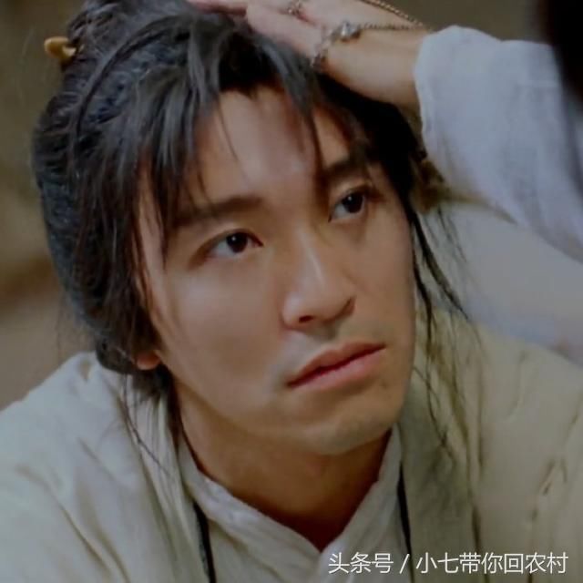 周星馳不注重形象近20年不染頭髮內幕，朱茵用3個字講出了真相！