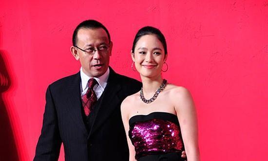 最臭名昭著的6對老夫少妻，最後兩對網友惡心的隔夜飯都吐出來了!
