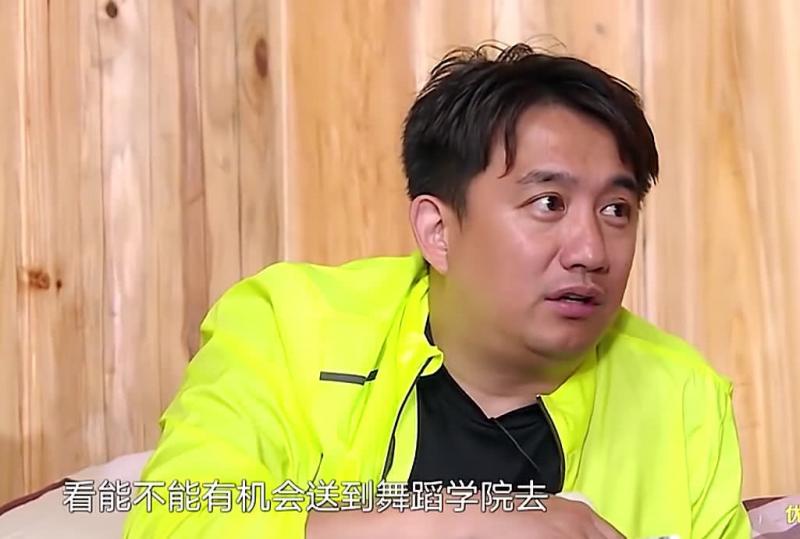 黃渤「拒絕」資助11歲農村女孩讀書，霸氣回應十七個字，網友罵聲一片！ 