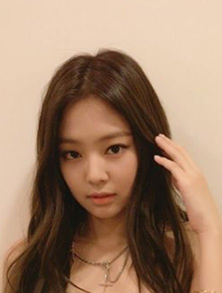 韓國又現艷照門！BLACKPINK成員Jennie裸照網上遭瘋傳…粉絲一看大暴怒：根本就太過分  