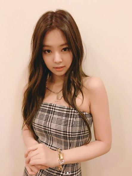 韓國又現艷照門！BLACKPINK成員Jennie裸照網上遭瘋傳…粉絲一看大暴怒：根本就太過分  