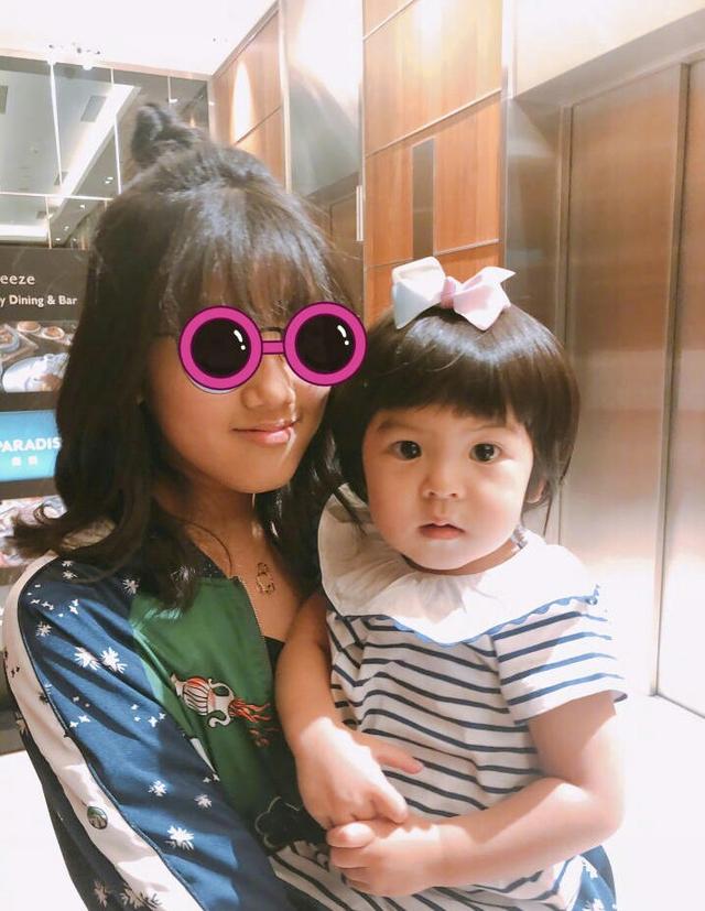 修杰楷親自為賈靜雯大女兒慶生，前夫孫志浩卻毫無表示！