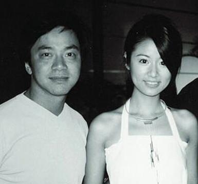 林心如曾愛他8年，他卻愛上她的閨蜜，如今57歲依舊單身成糟老頭！
