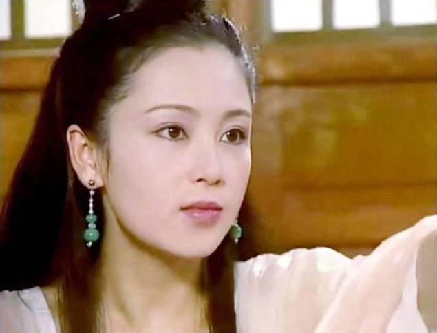 「張敏 VS 陳紅」，兩人都已50歲，容顏依舊美麗！網友：自然老去的臉看起來就是舒服！ 