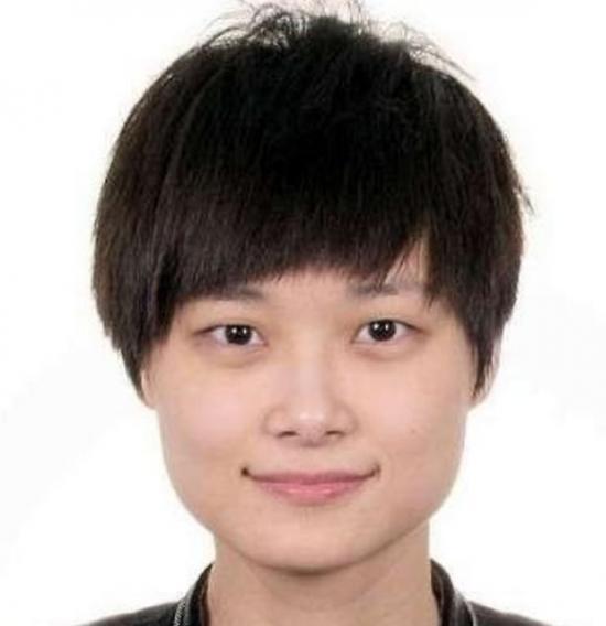 這十位女星證件照，有人一眼就能認出，有的卻與平時照片差距太大