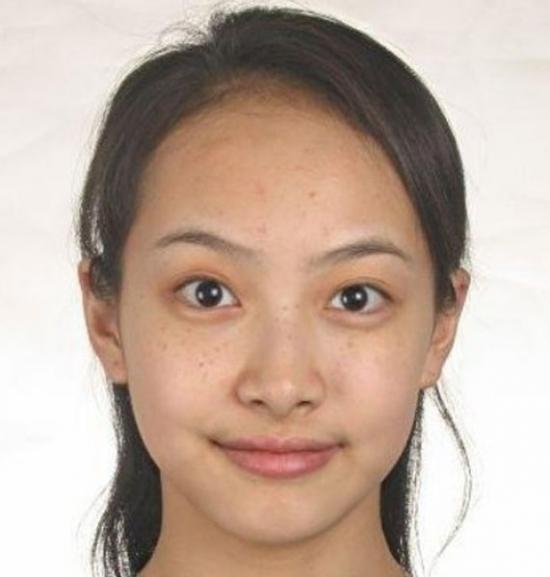 這十位女星證件照，有人一眼就能認出，有的卻與平時照片差距太大