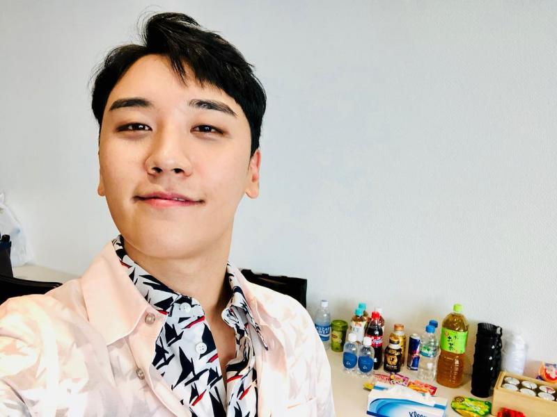 [BigBang][分享]180619 前年今日細節體現人品周全又體貼是GD獨有的溫柔 