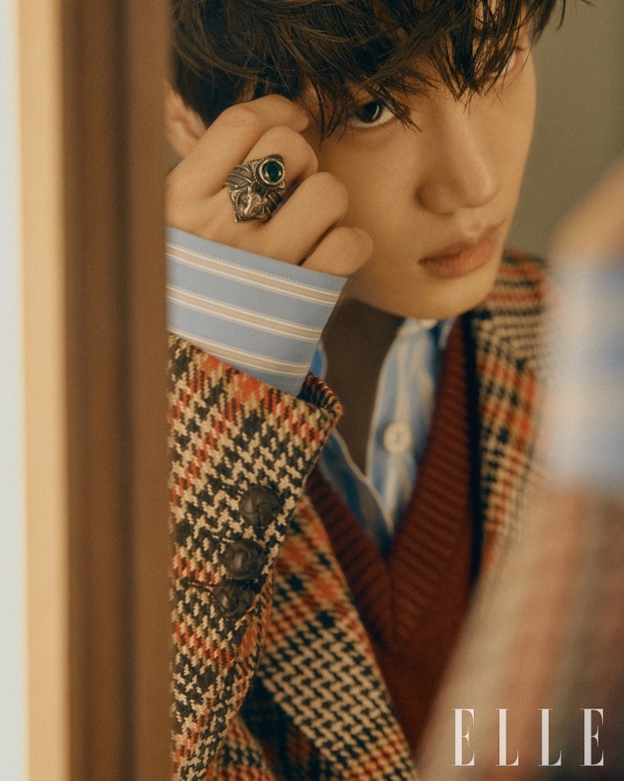 [EXO][新聞]180619 記憶拉回Gucci早春秀《ELLE》公開KAI秀場致命照 