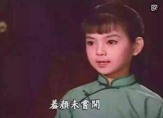童星出身嫁入豪門，丈夫出軌分得4億分手費，如今61歲宛如40歲！