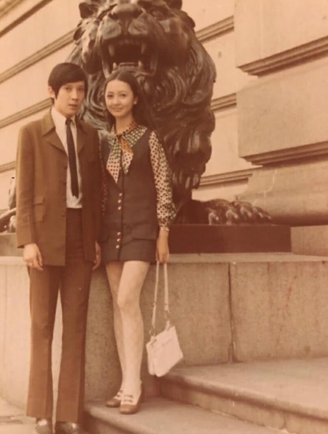 陳冠希父親節曬女兒萌態，父母年輕照也被曝光，媽媽好驚艷！