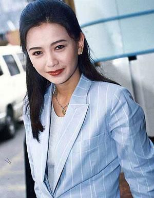 曾華倩曾為兒子放棄演藝圈，而名氣不輸趙雅芝的她也被曝有私生子！