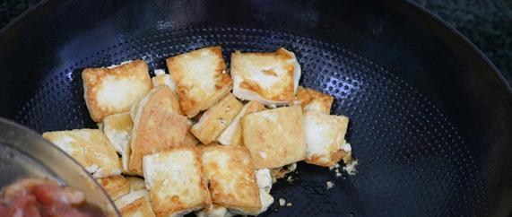 蒜香豆腐的做法大全，手把手教你怎樣煎豆腐既不粘鍋又好吃